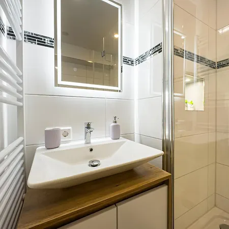 Immostay D# - Modern & Wifi Appartement