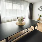 Apartment Immostay D# - Modern & Wifi