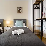 Апартаменти Immostay D# - Modern & Wifi *